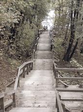 Havelberge Treppe zur Havel.jpg